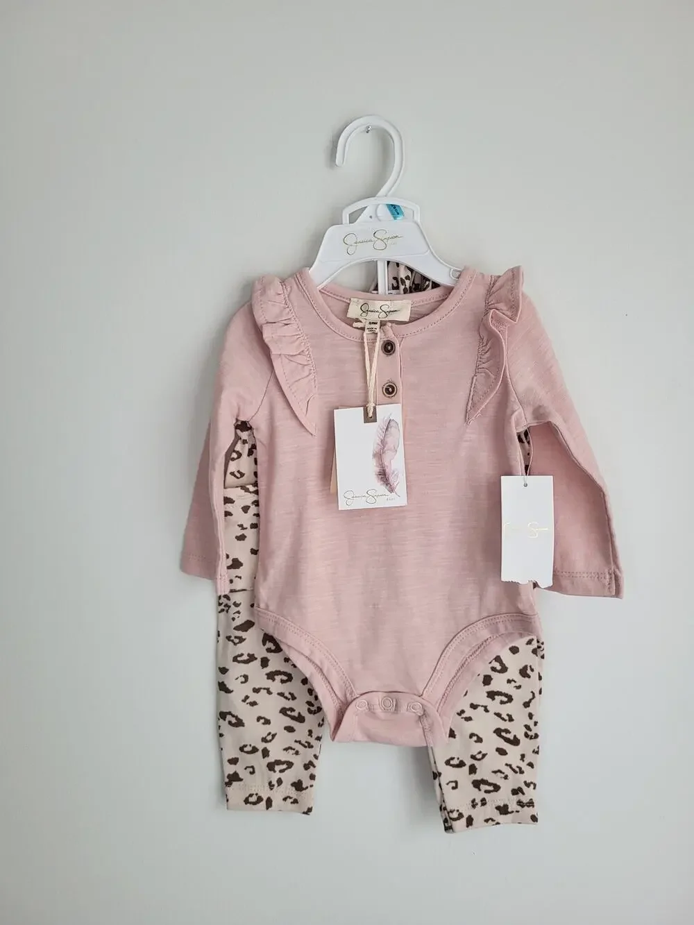 Jessica Simpson 3-Piece Gift Set for Baby Girl Cheetah Print Posh Chic Ruffles